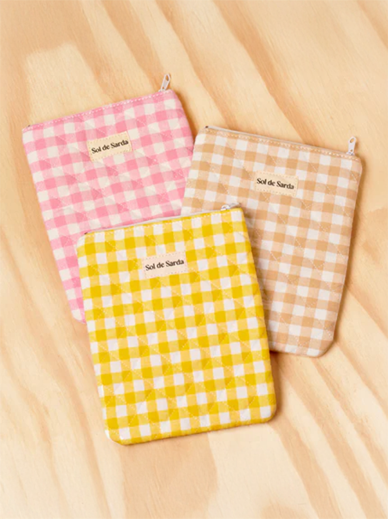 The Perfect Kindle Pouch: Stylish & Handmade in London